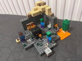 LEGO Minecraft 21119 - 3