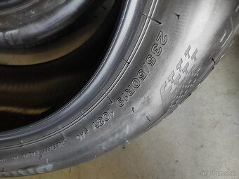 Letné pneu Bridgestone 235/50 r19 - 3