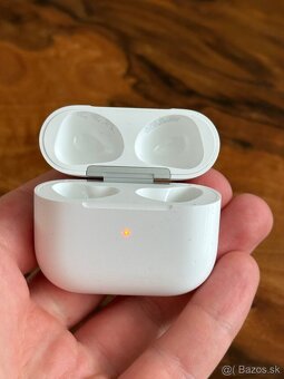 AirPods 3 nahradne nabijacie puzdro - 3