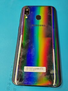 Samsung A40 cierny - 3