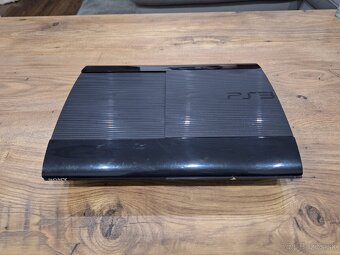 PS3 Super Slim 500GB bez ovládača - 3