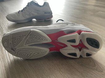 Mizuno Wave Voltage 2 – indoor topánky na predaj 🔥 - 3