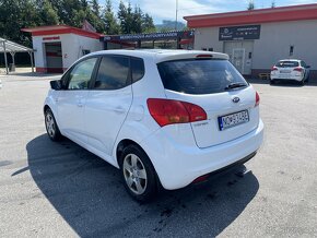 Kia Venga 1.4i - 3