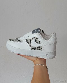 Nike Air Force 1 Dior - 3