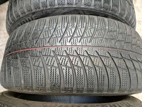 215/55r17 zimné 4 ks BRIDGESTONE dezén 6,4-4,5 mm - 3