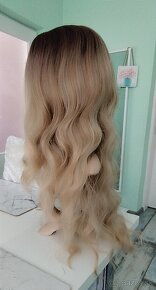 Lace front blond parochňa - 3