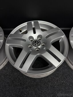 Alu VW 5x100 15” 1J0601025Q - 3