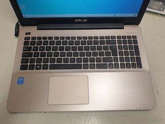 ASUS  Core i3  -  4GB RAM - 3