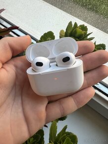 Apple air pods 3 - 3