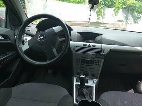 Opel Astra  1.7cdti /2010. - 3