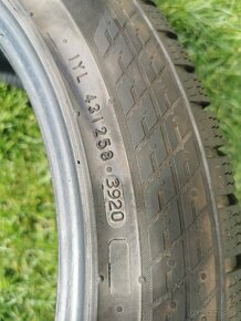 Nokian Zimné 245-45-r18 - 3