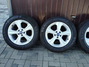 Zimná sada 5x114,3 235/55 R17 Ford - 3