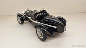 1:18 ALFA ROMEO 2300 MONZA - 3