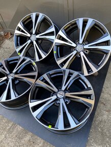 ✅ R18 ®️ Originál Nissan 5x114,3 ET35 ✅ Mazda Honda Kia - 3