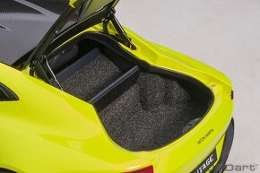 Aston Martin Vantage 2019 – 1:18 AUTOart - 3