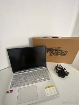 Notebook Asus Vivobook - 3