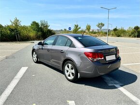 Chevrolet Cruze - 3