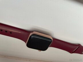 Apple watch series 4 40mm - 3