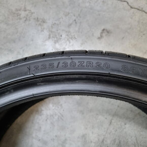 Letné pneumatiky 235/30 R20 TRACMAX DOT1524 - 3