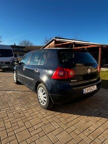 Volskwagen Golf 5 1.6 bezin - 3