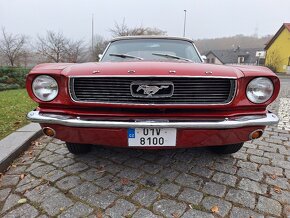 1966  Ford Mustang convertible - 3