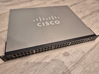 Cisco Linksys SG200-50P, 48xGE, 2x SFP, PoE - 3