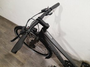 Predám trekový bicykel Specialized SIRRUS 3.0   28" - 3