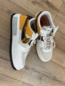 NIKE Air Force 1 - 3