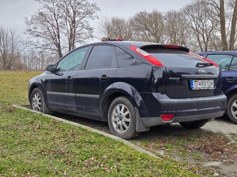 Ford Focus 1.4 __ 130 000km - 3