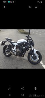 Yamaha MT07 - 3