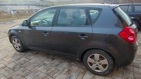 Kia Ceed - 3