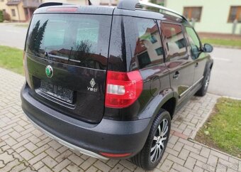 Škoda Yeti 1,2 TSI benzín manuál 77 kw - 3