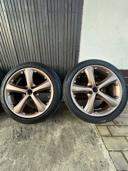 5x100 R17 ET35 RH - 3