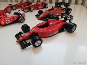 1:24 Bburago 6ks  Formula 1 FERRARI - 3