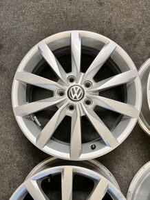 5x112 R17 originál disky VW Golf - Dijon - 3