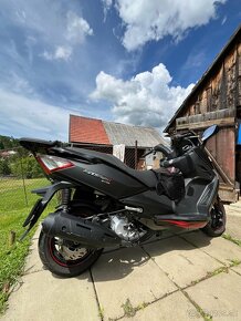 Sym Joymax 125 GTS Sport + príšlušenstvo pre 2 osoby - 3