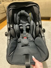 KIDDY Autosedačka Evoluna i-size 2 + Isofix základňa - 3