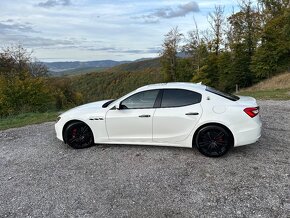 Maserati Ghibli  SQ4 - 3