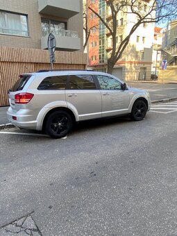 Dodge Journey 2.0tdi 103kw - 3