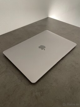 Apple MacBook Air (2020) 256 GB - Vesmírne sivý - 3