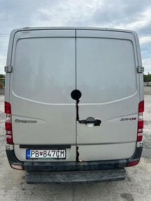 Mercedes Sprinter-pojazdná dieľna - 3