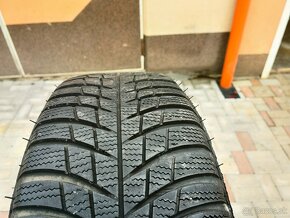 215/60 r16 zimné - 3