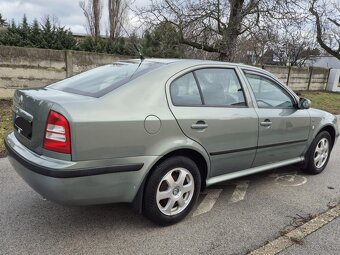 Predám Škoda Octavia Elegance 1.6i 75kw r.v.2002 - 3