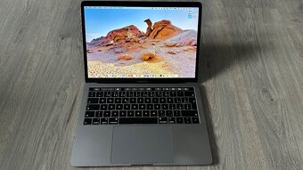 MacBook Pro 13 palcový 2019 - 3