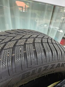 Predám zimné pneumatiki 255/55 R19 - 3