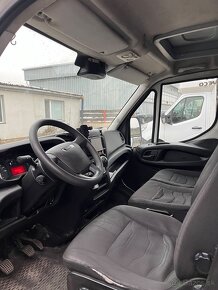 IVECO DAILY 3,0l  10 pal plachta - 3