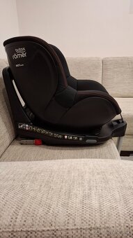 Autosedačka BRITAX Römer Dualfix M i-Size Cool Flow - Black - 3