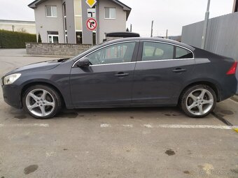 Predám Volvo S60 2.0 D3 - 3