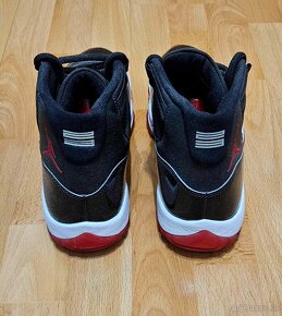 Jordan 11 Retro Bred - 3