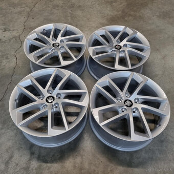 SEAT disky 5x112 R17 7.0J ET49 - 3